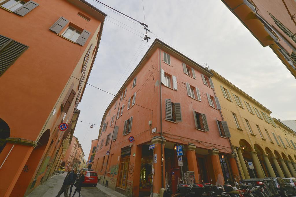 Ur-Nest Guerrazzi Apartment Bologna Bagian luar foto